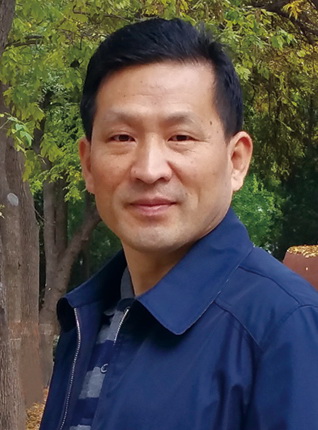 张英洪