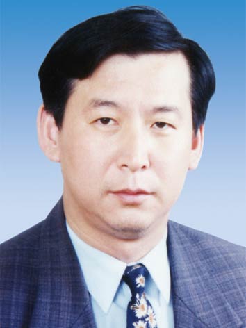 于洪君