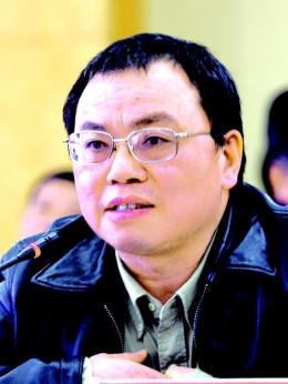 谭秋成