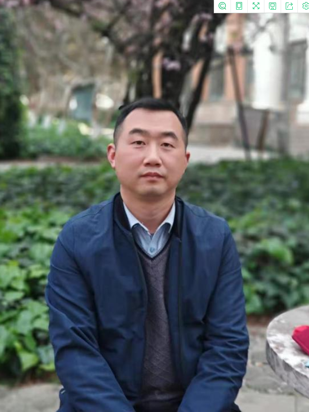 刘志坚
