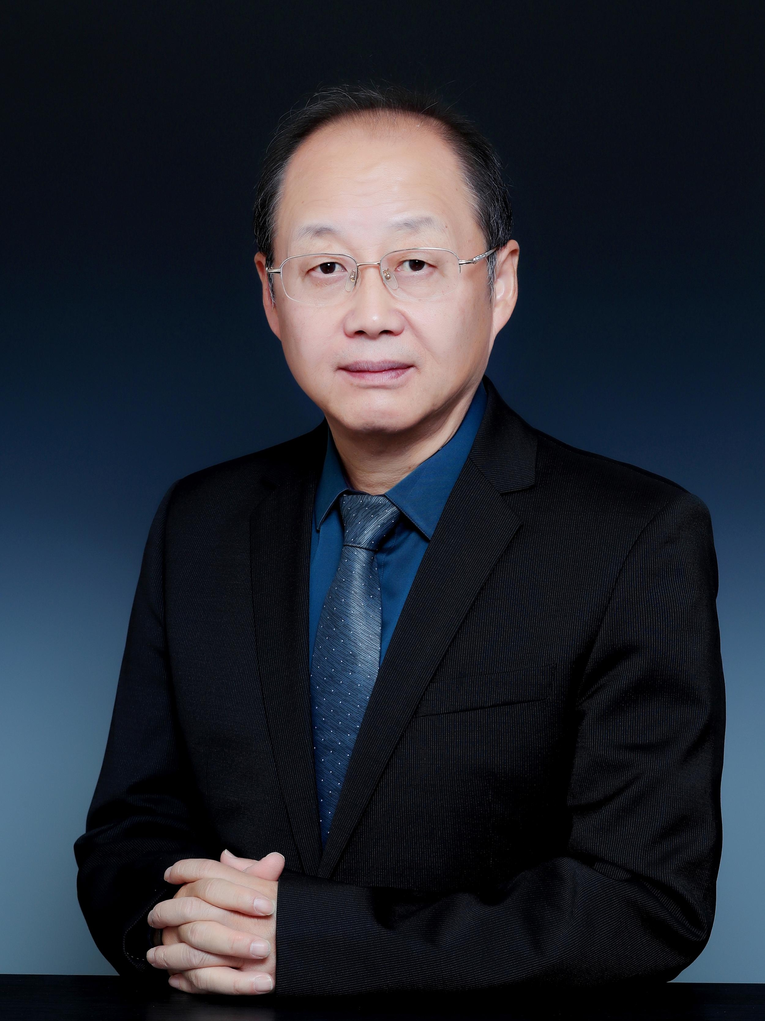 房宁